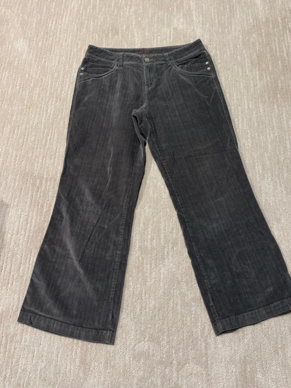 Women’s Gray Gitano Bootcut Corduroy Pants Size 14P Excellent Condition